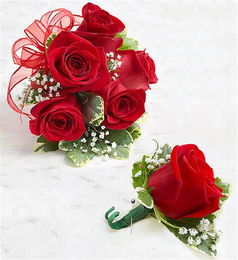 Red Spray Rose Corsage And Bout Set Large In Spanaway Wa Precious Petals