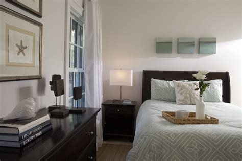 In this small bedroom designed by arent & pyke. Guest Bedrooms Defining A Great Host - TheyDesign.net - TheyDesign.net