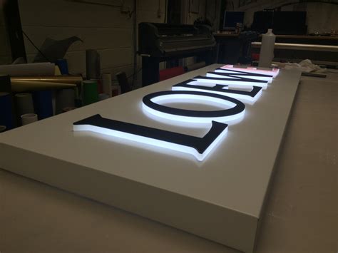 Illuminated Letters And Signage For Shops Business Restaurants And