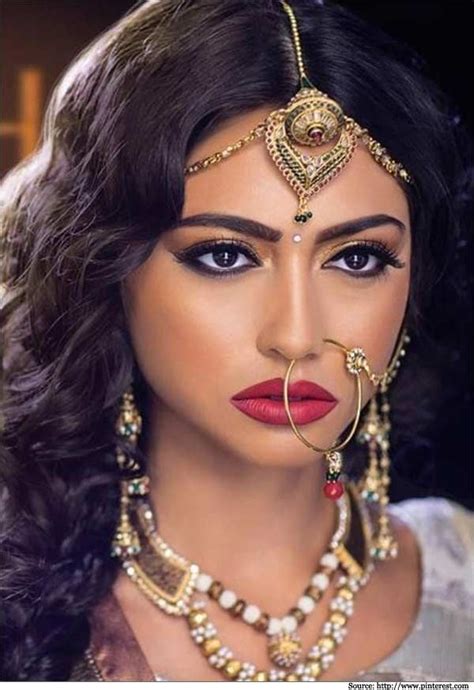 Gallery For Indian Bridal Nose Ring Beautiful Indian Brides Indian Jewelery Indian Headpiece