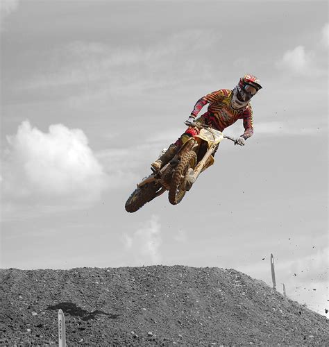 Ryan dungey motocross action bike rider dirt bikes pilots football helmets fighter jets photo galleries motorcycles. Ryan Dungey at Hangtown | Dirt bike racing, Ama supercross ...