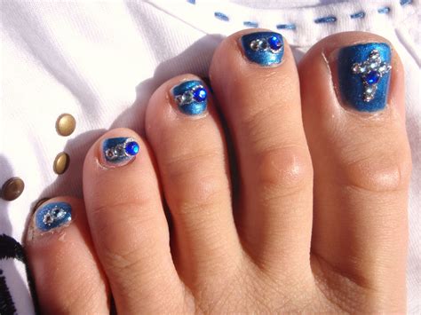 toe nail designs easy 20 cute and easy toenail designs for summer the trend spotter looking