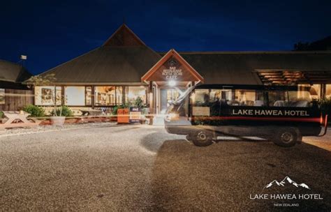 Lake Hawea Hotel Wanaka Snowscene