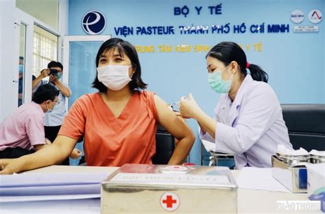 00:00 điểm tin nổi bật 00:28 đắk lắk họp khẩn thông. Gần 100 nhà báo ở TP.HCM được tiêm vắc xin Covid-19 ...