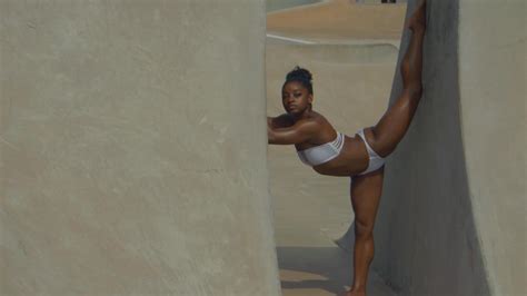Simone Biles Sexy Sports Illustrated Swimsuit Issue Leaked