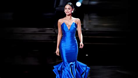 6 Things You Didnt Know About Pia Wurtzbachs Miss Universe Gowns