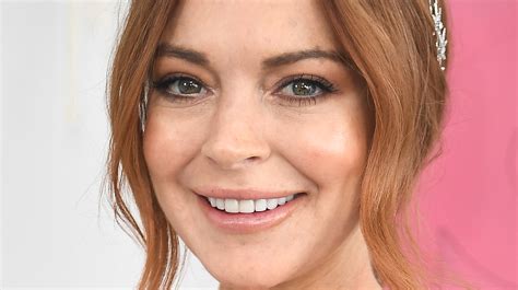 Lindsay Lohans New Selfie Leaves Fans Stunned