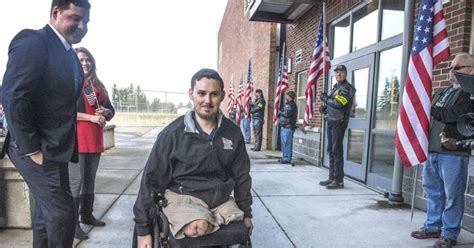 Wounded Times Double Amputee Afghanistan Veteran Reflects Of Good