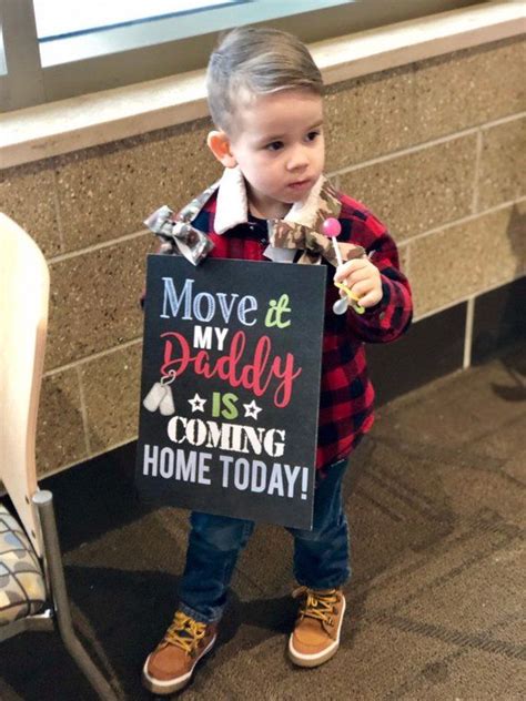 welcome home daddy sign homecoming back from deployment sign etsy in 2021 welcome home daddy
