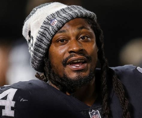 Marshawn Lynch Biography - Facts, Childhood, Family Life ...
