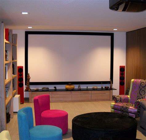 115 resultados en ver todo tv y cine en casa. ¿Cómo elegir el tipo de pantalla para tu cine en casa?
