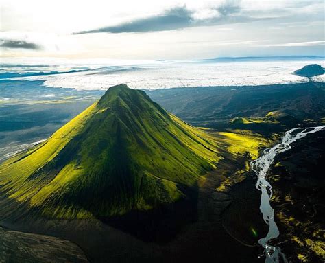 Chrisburkard The Lonely And Proud Maelifell Volcano Sits On Icelands
