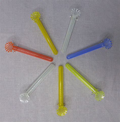 Stylish Glass Knife Rest Bud Holders