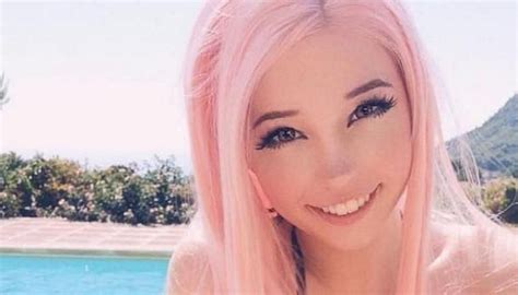 The Belle Delphine Minecraft Drama That S Taking Over Twitter