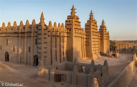 Periodic street demonstrations occur throughout mali. Visiting Great Mosque Djenne Mali - GlobalGaz