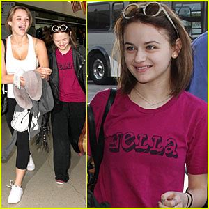 Joey has appeared in several television shows and movies of the week, csi, entourage, ghost whisperer Joey King Gushes About Pal Jaime King, Flies to NYC with ...