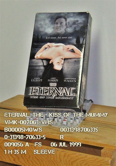 VHS ETERNAL THE KISS OF THE MUMMY