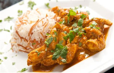 Une recette facile que je vous propose. Poulet Tikka Massala, simple gourmand et authentique ...