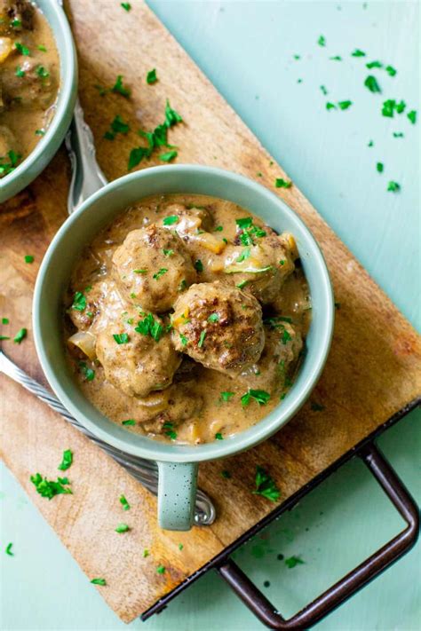 While my swedish friends tell me this isn't truly a swedish meatball, everyone agrees that these meatballs in gravy are delicious. Keto Swedish Meatballs | Meatballs with Pork Rinds | Low ...