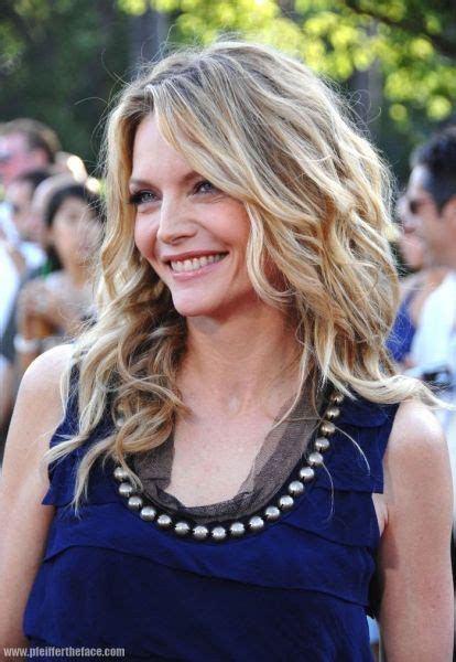 Jesus It´s Impossible To Be More Beautiful And Elegant O Pfeiffer