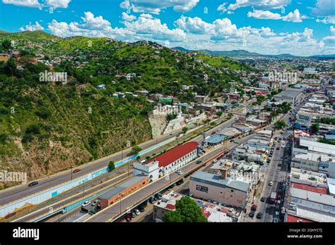 Nogales Sonora Mexico And To The North The City Nogales Arizona
