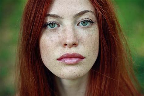 30 beautiful freckled redhead portrait photography