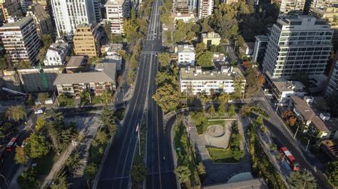 En la región metropolitana se agregan a la cuarentena tres comunas: Chile ordena cuarentena total en siete comunas de Santiago ...