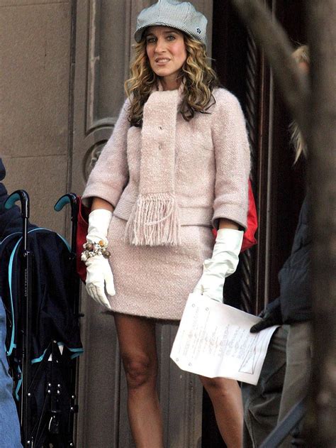 the 5 perfect pillars of carrie bradshaw s winter capsule wardrobe carrie bradshaw outfits