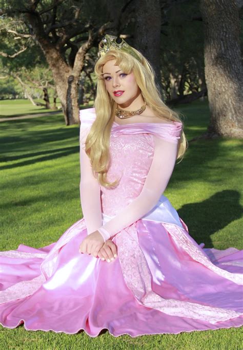 Makeup Artist Transforms Himself Into Real Life Disney Princess