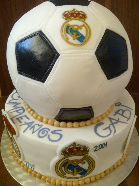 Real Madrid Birthday Cake Ideas Sweetbunnydesigns