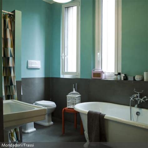 0 response to farbgestaltung badezimmer grau. Zweiteilige Wandgestaltung aus verschiedenen Wandfarben ...