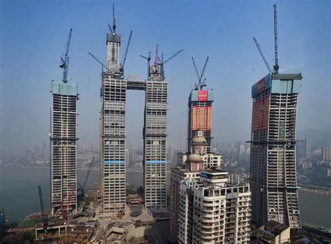 Chongqing Is Getting Worlds Longest Horizontal Skyscraper Global