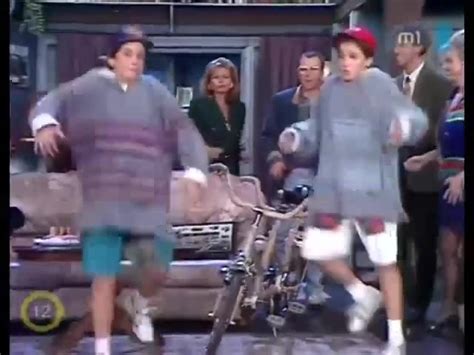 A gyerekekből azóta felnőtt férfiak váltak: Família KFT Spáh rap vs. Mega Sound System - Coub - The ...
