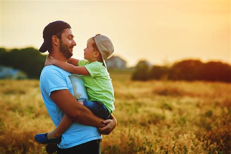 Top 10 Fathers Day Ts For The Natural Dad Mothering
