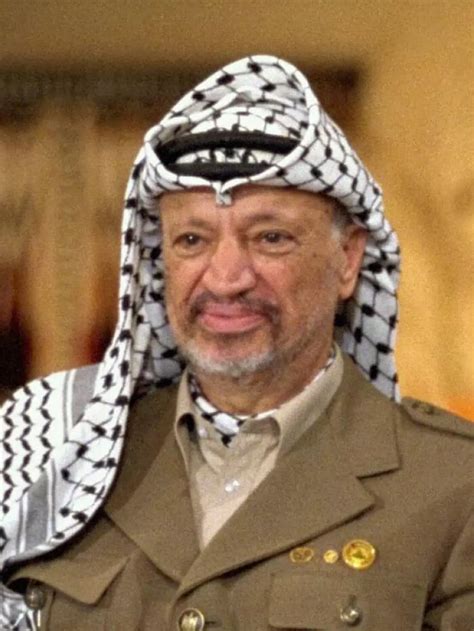 breve biografía de yasser arafat presidente palestino