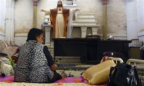 They Are Savages Say Christians Forced To Flee Mosul By Isis World News The Guardian