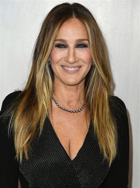 Sarah jessica parker may have found a hairstyle she adores — her flowing, trendy ombré locks — but it wasn't always that way. Sarah Jessica Parker Debuts New Bangs | InStyle.com