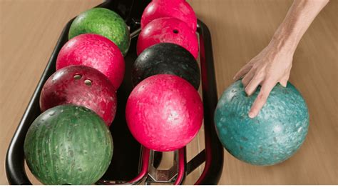 How The Core Type Of Bowling Balls Affects Performance