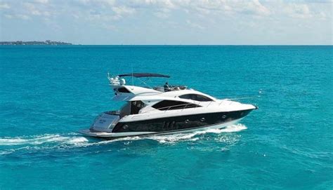 64 Ft Sunseeker Predator With Flybridge Cancun Riviera Charters Rentals