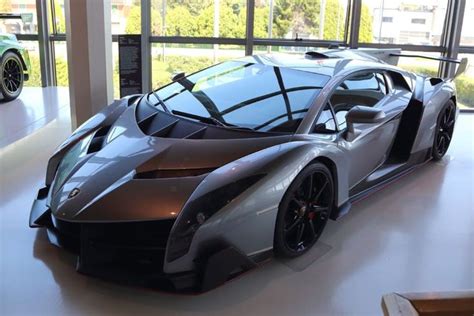Lamborghini Veneno This Is One Ultra Exclusive Car With Only Five