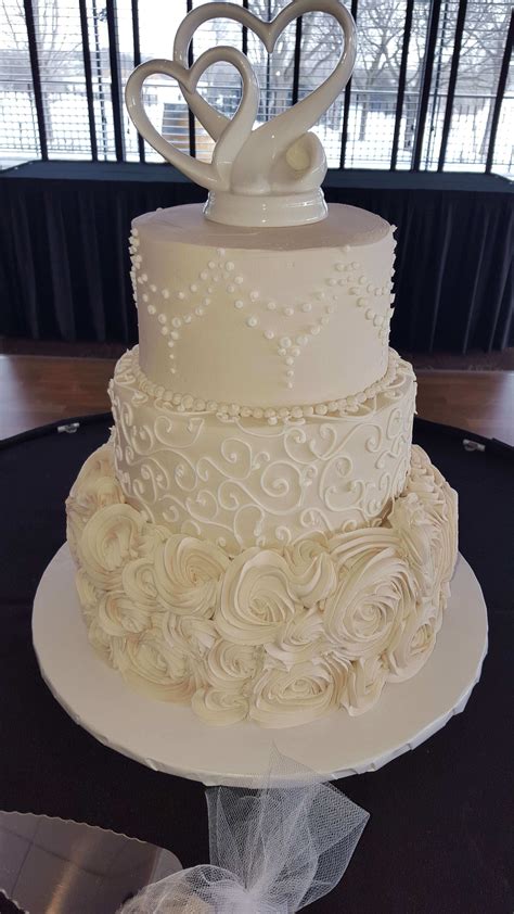 You can also change the flavor of this cake by using half and half of vanilla extract with lemon or almond extract. Vanilla Wedding Cake Layered | Wedding Cakes Minneapolis ...