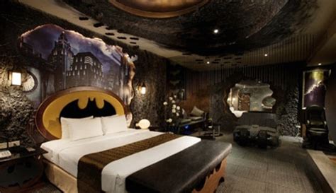 Your boy will be delighted! Dark Bedroom Design with Batman Themes | Home Design And ...