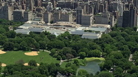 48k Stock Footage Aerial Video Of The Metropolitan Museum Of Art In