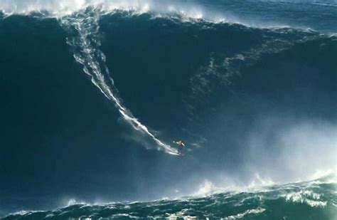 Man Surfs Worlds Biggest Wave ~ D Dose Of Entertainment