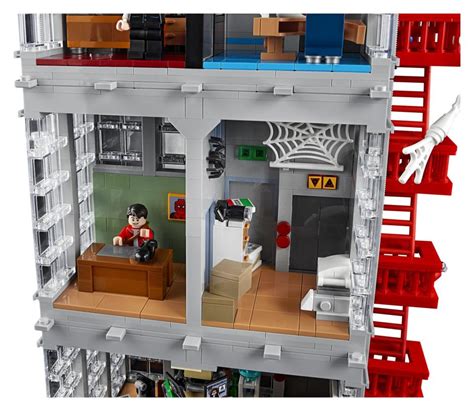 Lego Unveils Its Biggest Ever Marvel Set And Its Only 300