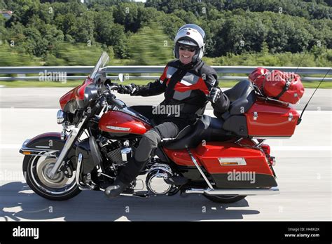 Motorcyclist Motorcycle Harley Davidson Red Panning Travel