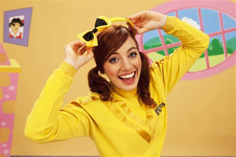 Yellow wiggle emma watkins says it was love at first sight for her when she met purple wiggle lachlan gillespie eight years ago. Emma Wiggle | Jariel Wiki | FANDOM powered by Wikia