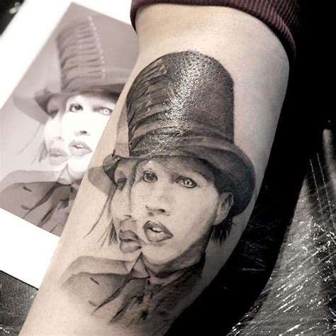 Marilynmanson Victormodafferi Inkedmag Tattooed Tattooartist Art