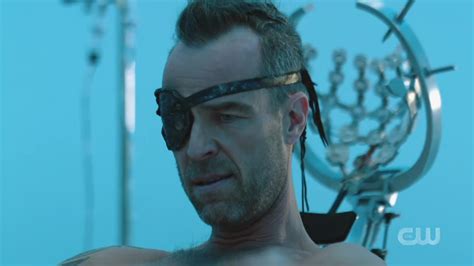 AusCAPS JR Bourne Shirtless In The 100 7 14 A Sort Of Homecoming