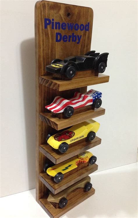 Check out these fun and easy cub scout pinewood derby treats! Pin on Cub Scouts